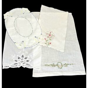 Vintage Embroidered Linens Lot 4 Dresser Scarves Table Mats Cotton Cottagecore